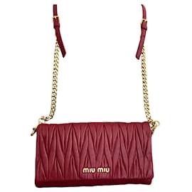 Miu Miu gesteppte Nappa Leder Handtasche Ruby Red Rot