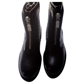Alexander McQueen Black Leather Ankle Boots with Metal Toe Cap Black