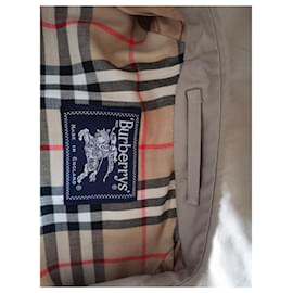 Burberry-Zanja-Beige