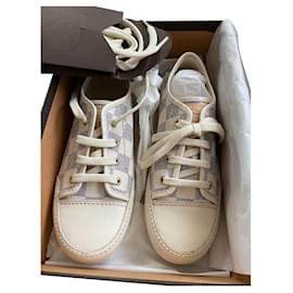 Louis Vuitton-Lace up-Beige,Cream