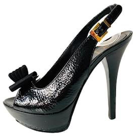 Fendi-Allaccita black patent peep toes-Black