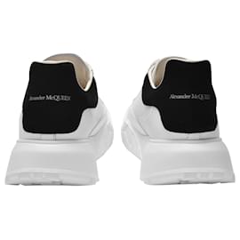 Alexander Mcqueen-Oversize Sneakers in White Leather with Black Rubber Sole-White