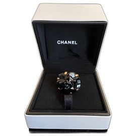 Chanel Camélia Noir