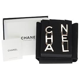 Chanel-Nuovo- FW 2019 - Orecchini CHA/NEL in metallo argentato-Argento