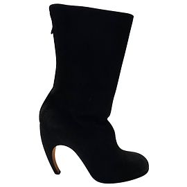 Givenchy Round Toe Curved Calf Length Boots in Black Suede Black