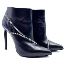 Saint Laurent-Saint Laurent ankle boots in black leather with zip & snake-print trim-Black