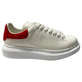 Alexander Mcqueen-Alexander Mcqueen Oversized Sneakers in White Leather-White