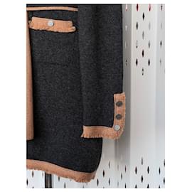 Chanel-Nuevo abrigo cardi con cinturón-Gris antracita