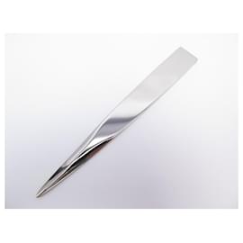 Cartier-NEW CARTIER SILVER METAL PAPER CUTTER + NEW PAPER CUTTER BOX-Silvery