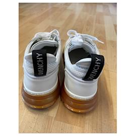 Givenchy-Jaw-White