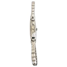 Autre Marque-Vintage Art Deco watch white gold 18 carats and diamonds-Silvery