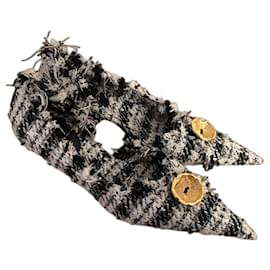 Balenciaga-Balenciaga pumps in white and black tweed-Multiple colors