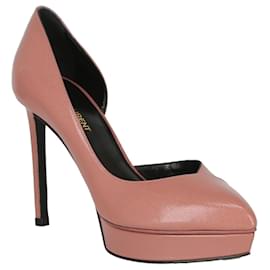 Saint Laurent-Tacones altos con plataforma de cuero de Saint Laurent-Beige