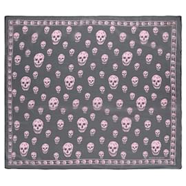 Alexander Mcqueen-Classic Skull Scarf-Black