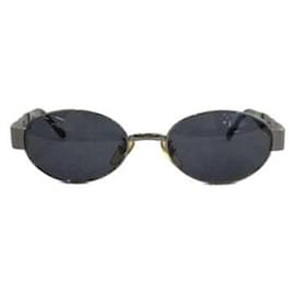 Fendi-Sunglasses-Black