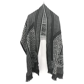 Versace Sciarpe di seta Nero