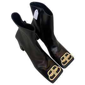 Botines Balenciaga BB Negro