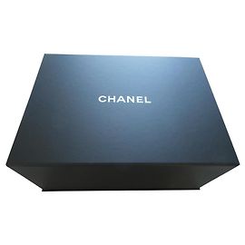 empty chanel box for handbag with its dustbag Black