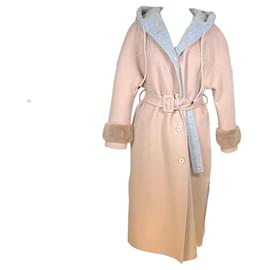 Fendi-Fendi coat in taupe wool with hood and mink cuffs-White,Cream