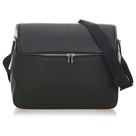 Louis Vuitton Taiga nera Taimyr Nero