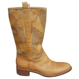 Botas de couro perfuradas Sartore bege 37 Bege
