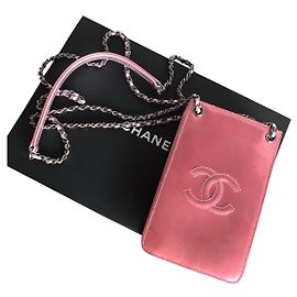 Funda de teléfono Chanel Petit rosa de charol Rosa