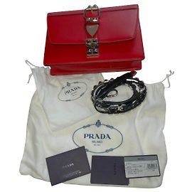 Bolso Prada de piel roja Roja