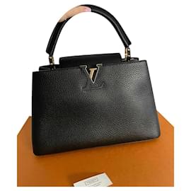 Louis Vuitton-Louis Vuitton Capucines Model Bag-Black