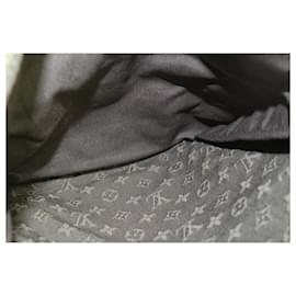 Louis Vuitton-Kaki Monogram Mini Lin Sac Maman Messenger Sac à langer bébé-Autre