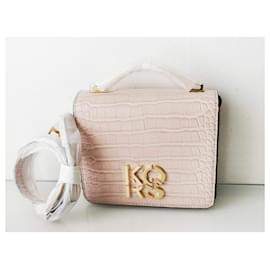 Michael Kors-Handbags-Pink,Gold hardware