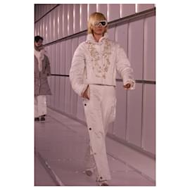 Chanel-Chanel 00UMA 2000 Pista de outono Karl Lagerfeld SKI JACKET-Branco