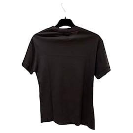 Louis Vuitton-Camiseta preta em blusa multicolorida-Preto