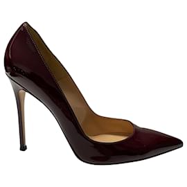 Gianvito Rossi-Gianvito Rossi Pumps in Burgundy Patent Leather-Dark red