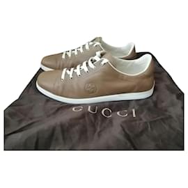 Gucci-Sneakers-Brown