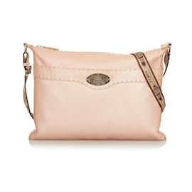 Fendi-Sac bandoulière en cuir rose Selleria Fendi-Rose