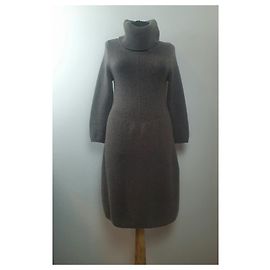 Autre Marque Repeat Polo Kleid aus Wolle und Kaschmir Grau Grau