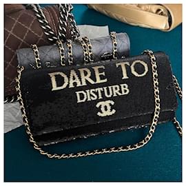 Chanel-SÚPER Raro CC DARE to Disturb Bag-Negro