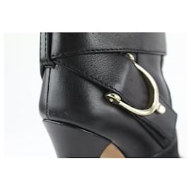 Gucci-Da donna 35.5 Stivali con morsetto in pelle nera-Altro