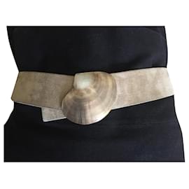 Autre Marque-suede belt with mother-of-pearl buckle-Beige