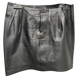 Maje-Black leather mini skirt-Black