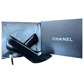 Chanel-Tacones-Negro