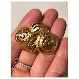 Lanvin-Earrings-Gold hardware