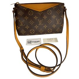 Louis Vuitton Pallas Clutch BB Marrom Mostarda