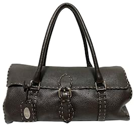 Fendi-Sac à bandoulière en cuir noir Selleria Linda Fendi-Noir