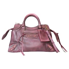 Balenciaga-Balenciaga Neo Classic Small Top Handle Bag in Burgundy calf leather Leather-Red,Dark red