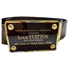 Louis Vuitton Inventor Castaño Gold hardware