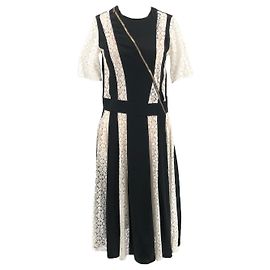 Stella Mc Cartney Vestido Stella McCartney de encaje blanco y rayas negras con cremallera asimétrica Negro