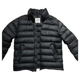 Moncler black down jacket men XL Black