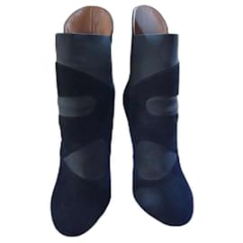 Alaïa-Ankle Boots-Black