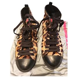 Prada-Sneakers-Leopard print